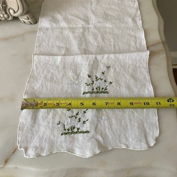 Vintage Embroidered Hand Towels Floral Print - Picture 6 of 9